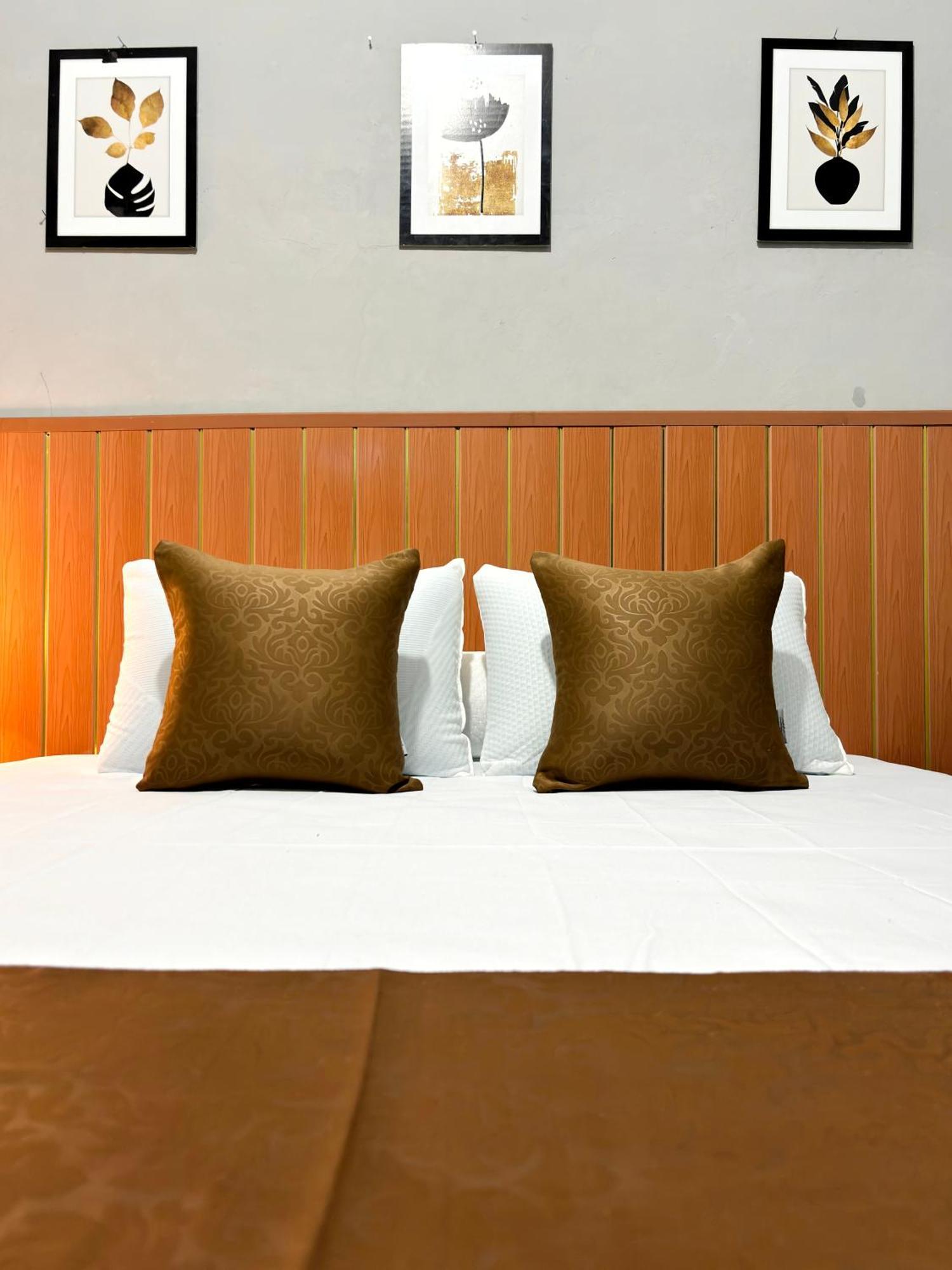 Jogja Day Inn Yogyakarta Exteriér fotografie